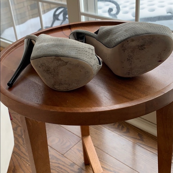 Giuseppe Zanotti Grey Peeptoe Slingback heels - Picture 4 of 7